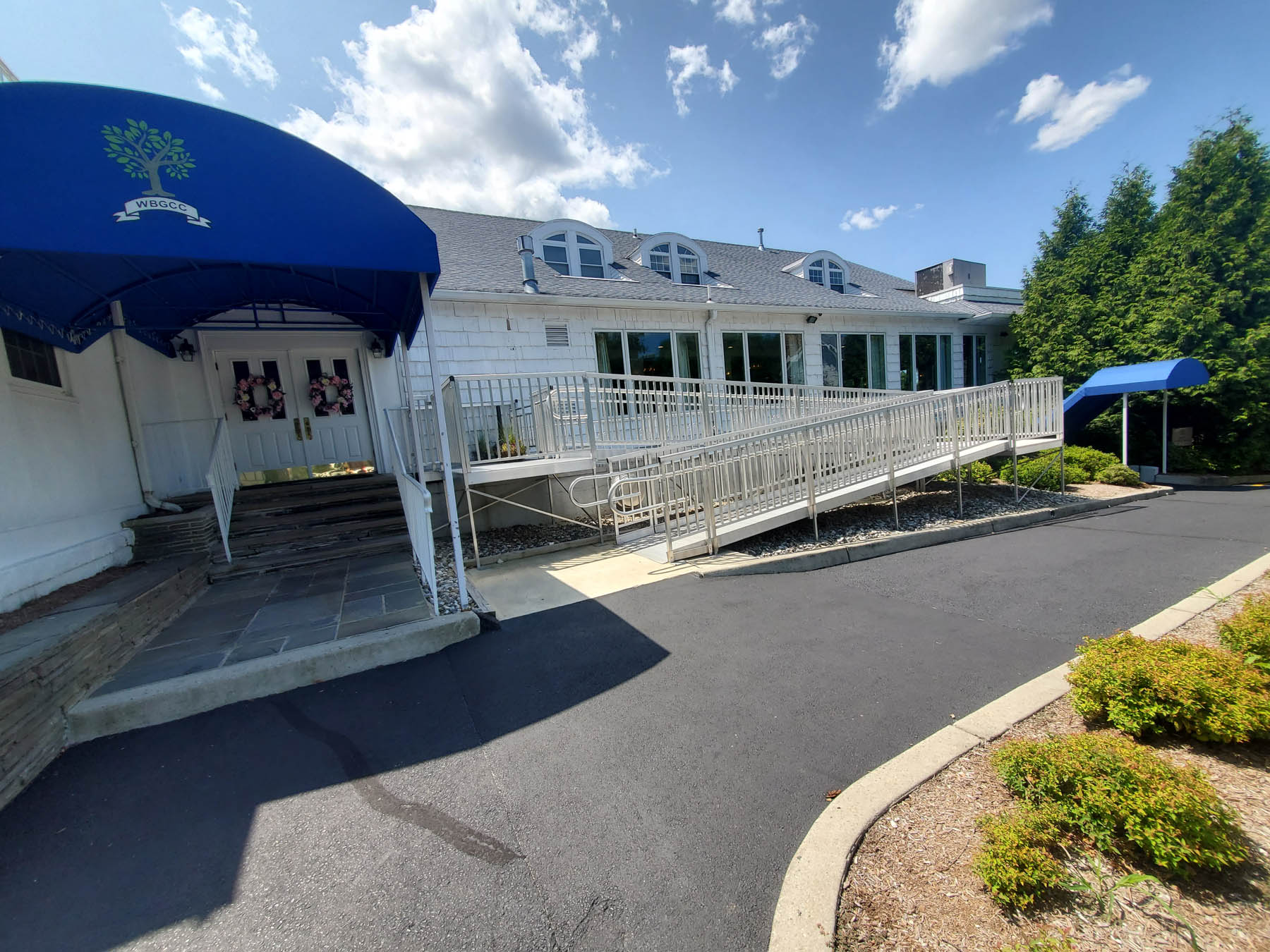 commercial-ramp-installation-event-space